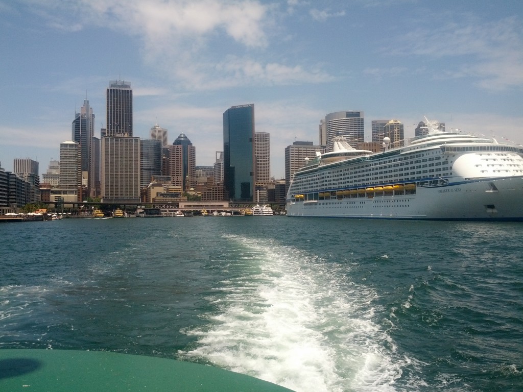 Pulling away from Circular Quay on the Manly Ferry