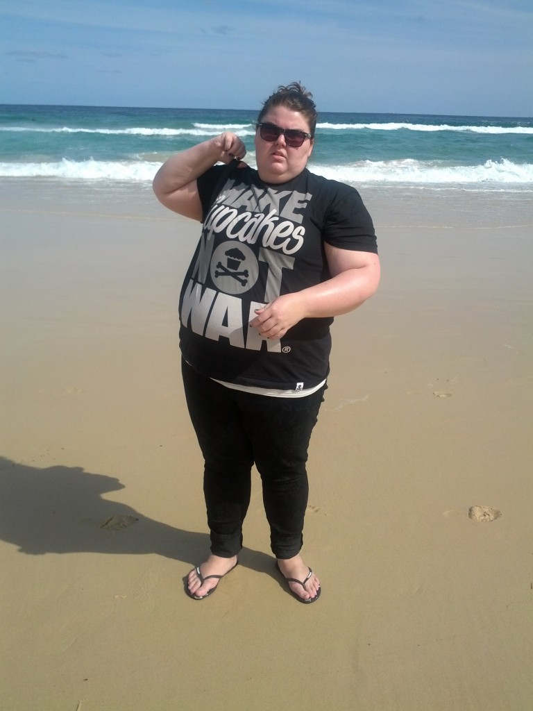 One of the perks of Bondi Beach is being able to meet pretty ladies.