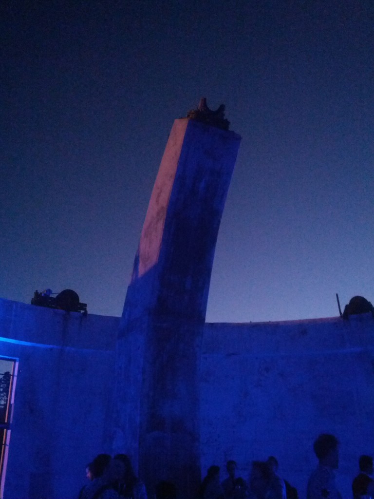 What is it with geeks and blue lights? ;-)